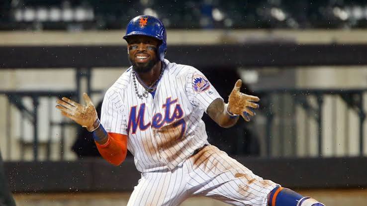 José Reyes celebrando con el uniforme de los Mets